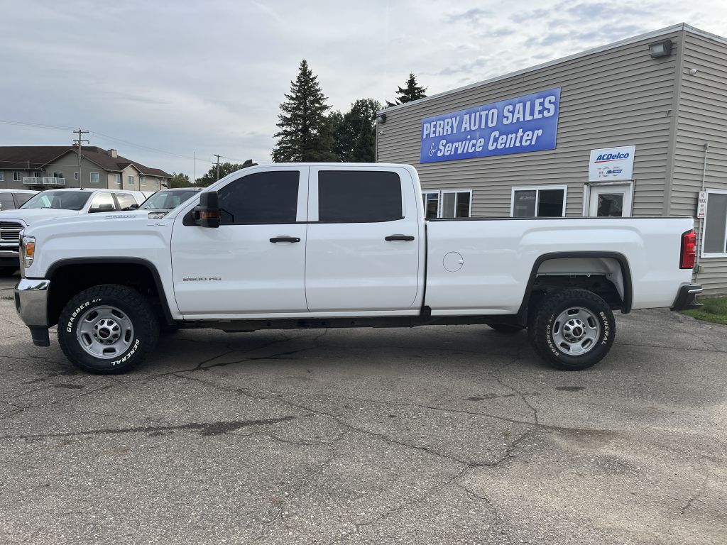 White 2019 GMC Sierra 2500HD Pickup Truck Four-Wheel Drive Automatic