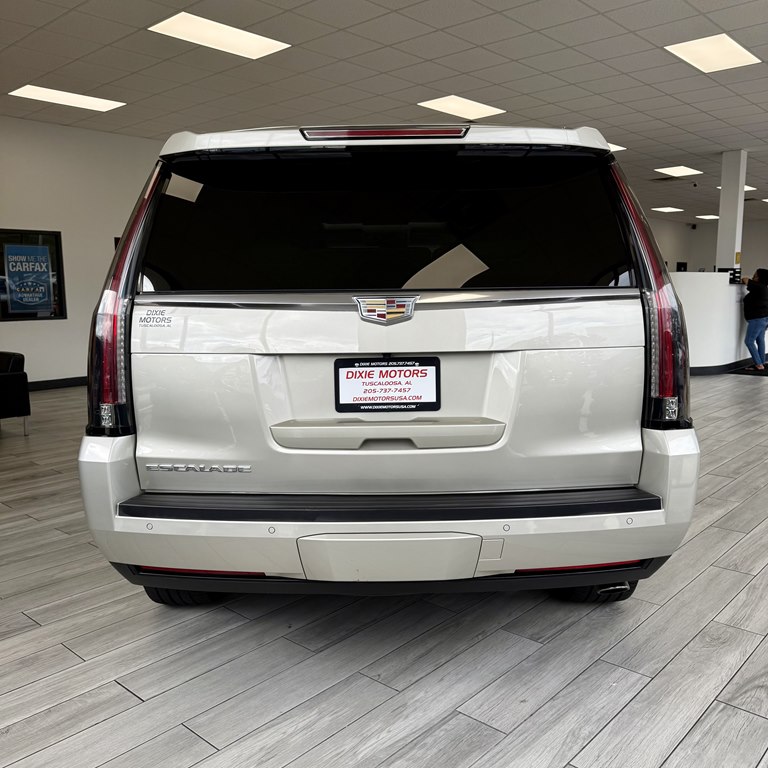 Photo 8 of this CADILLAC ESCALADE