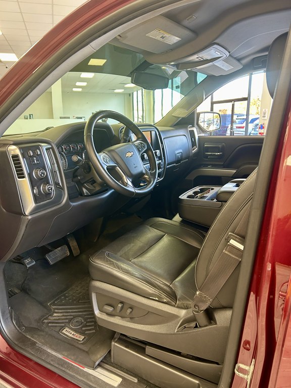 Photo 13 of this CHEVROLET SILVERADO 1500