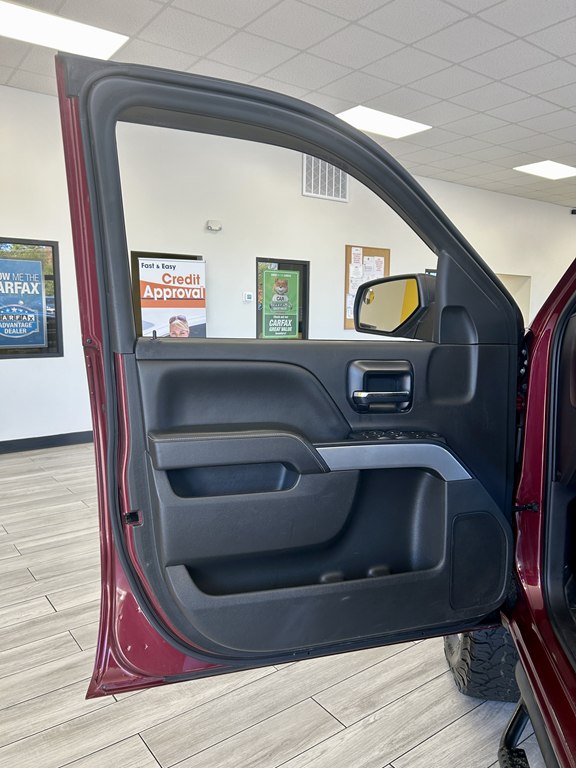 Photo 15 of this CHEVROLET SILVERADO 1500