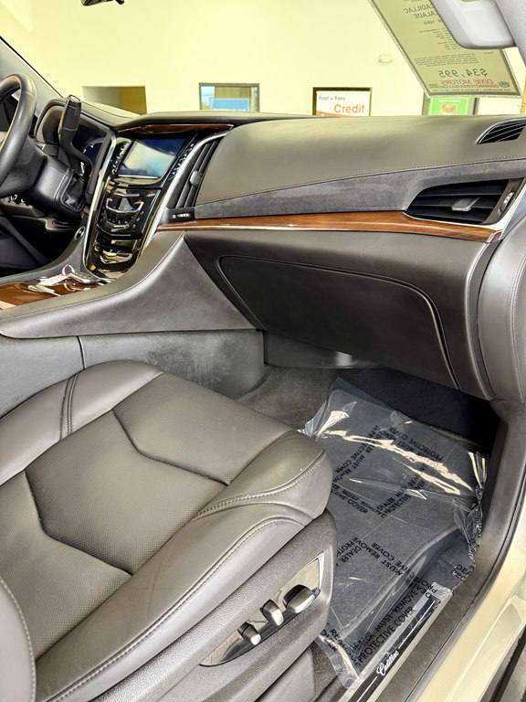 Photo 12 of this CADILLAC ESCALADE