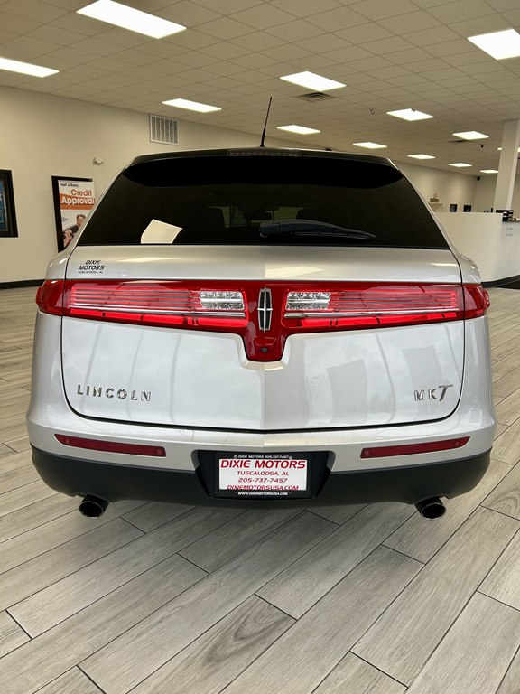 Photo 8 of this LINCOLN MKT
