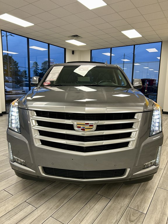 Photo 2 of this CADILLAC ESCALADE
