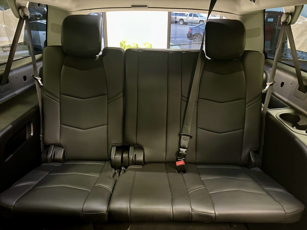 Photo 17 of this CADILLAC ESCALADE