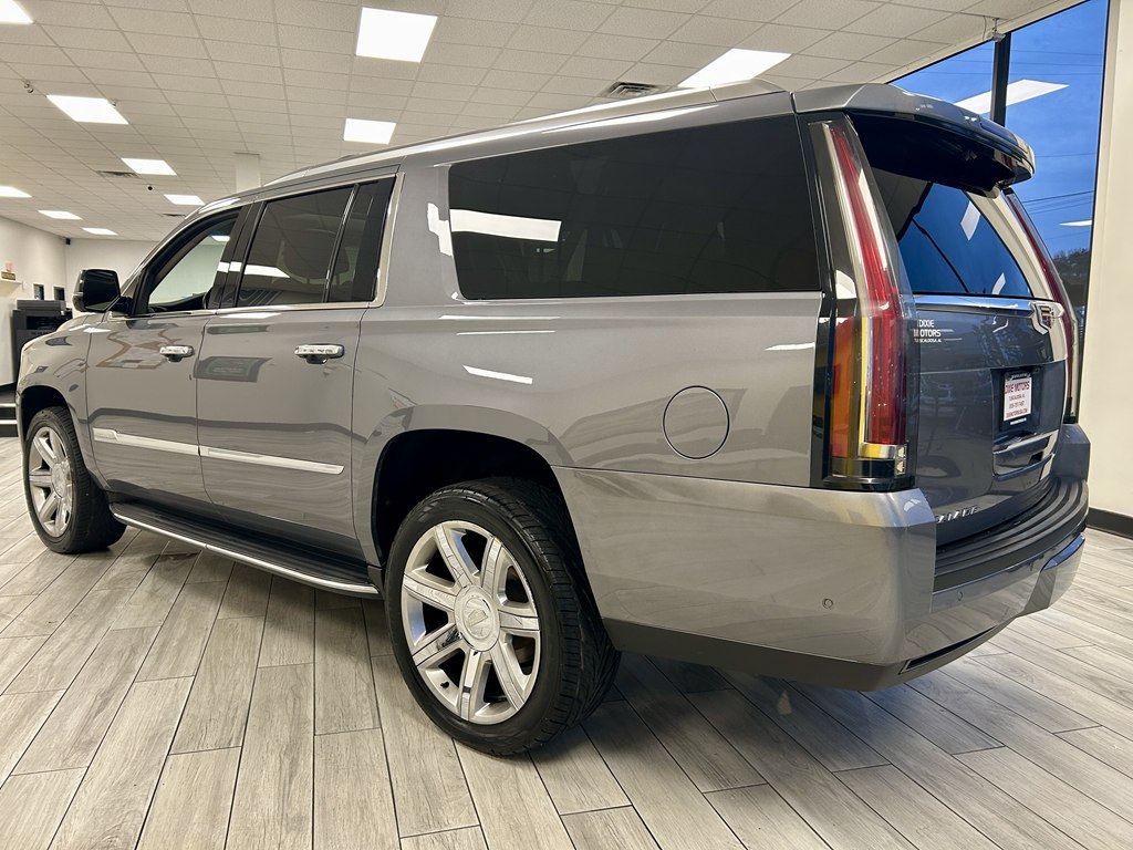 Photo 7 of this CADILLAC ESCALADE