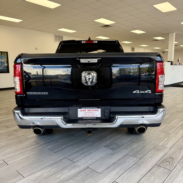 Photo 8 of this RAM 1500
