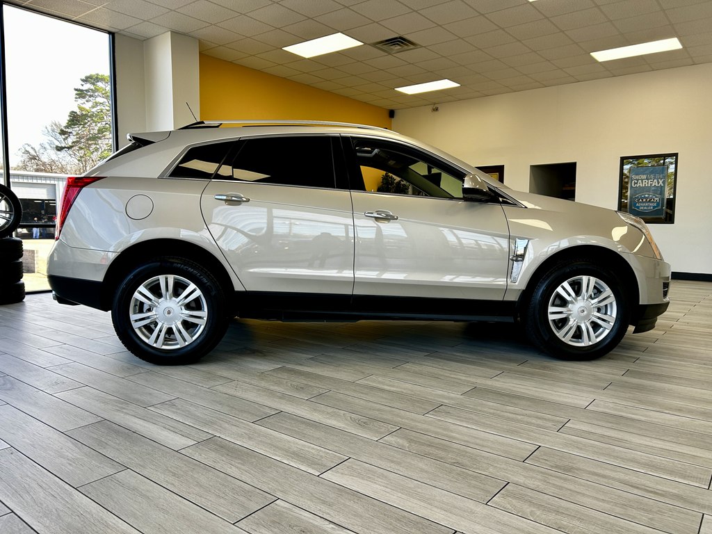 Photo 5 of this CADILLAC SRX