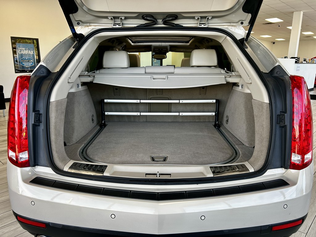 Photo 9 of this CADILLAC SRX
