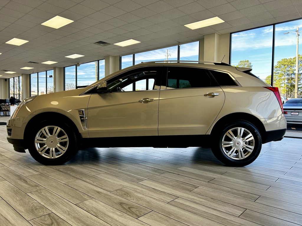 Photo 4 of this CADILLAC SRX