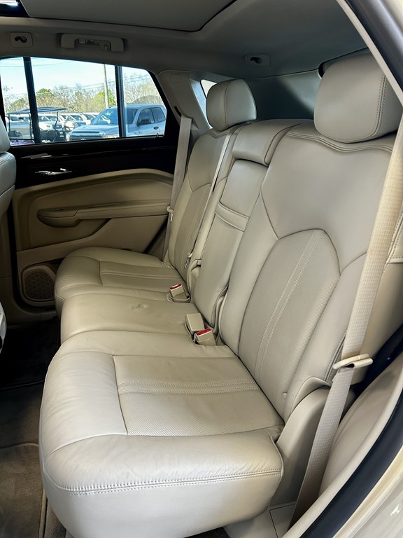Photo 17 of this CADILLAC SRX