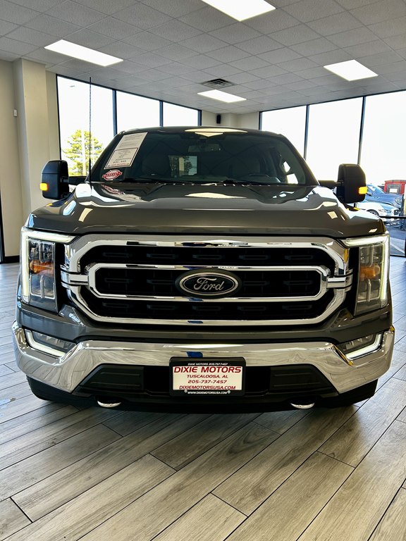 Photo 2 of this FORD F150