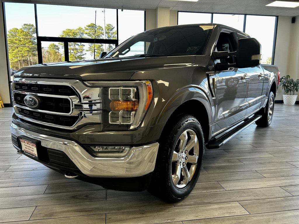 Photo 3 of this FORD F150
