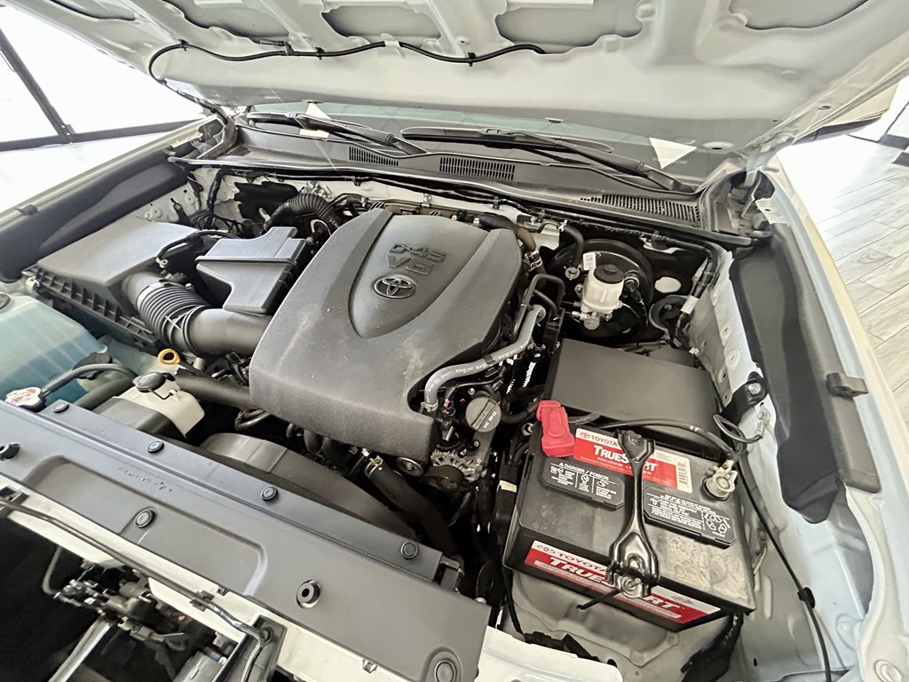 Photo 20 of this TOYOTA TACOMA