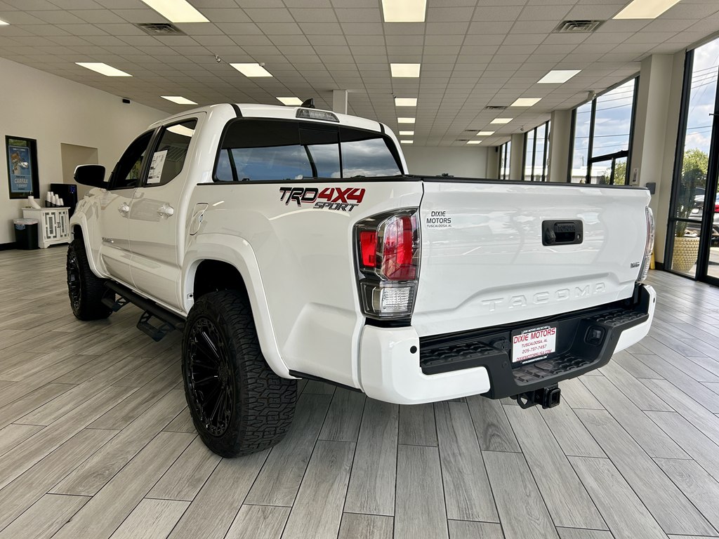 Photo 7 of this TOYOTA TACOMA