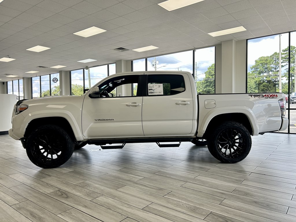 Photo 4 of this TOYOTA TACOMA