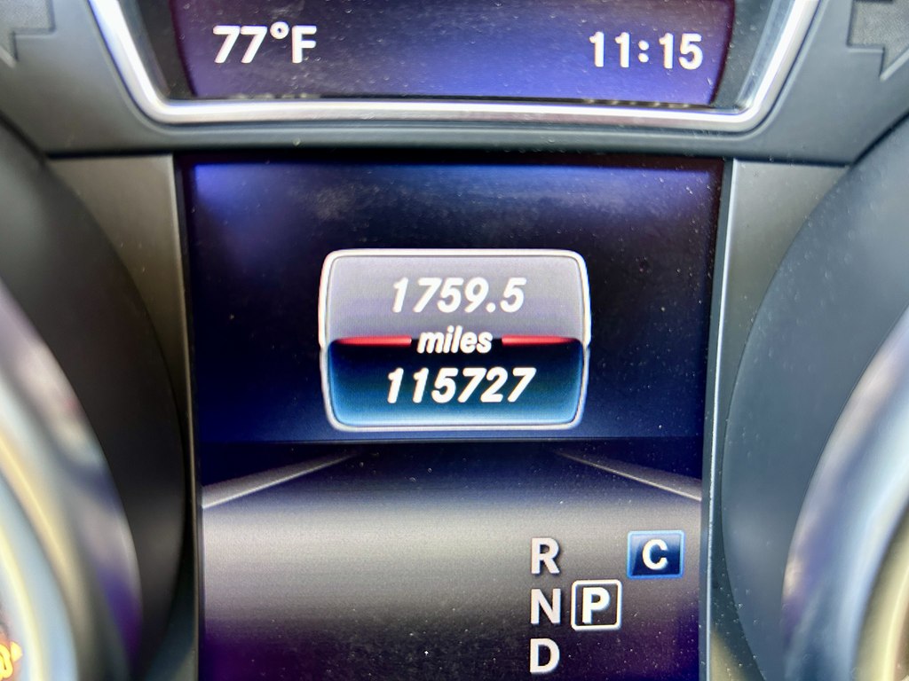 Photo 21 of this MERCEDES-BENZ GLS