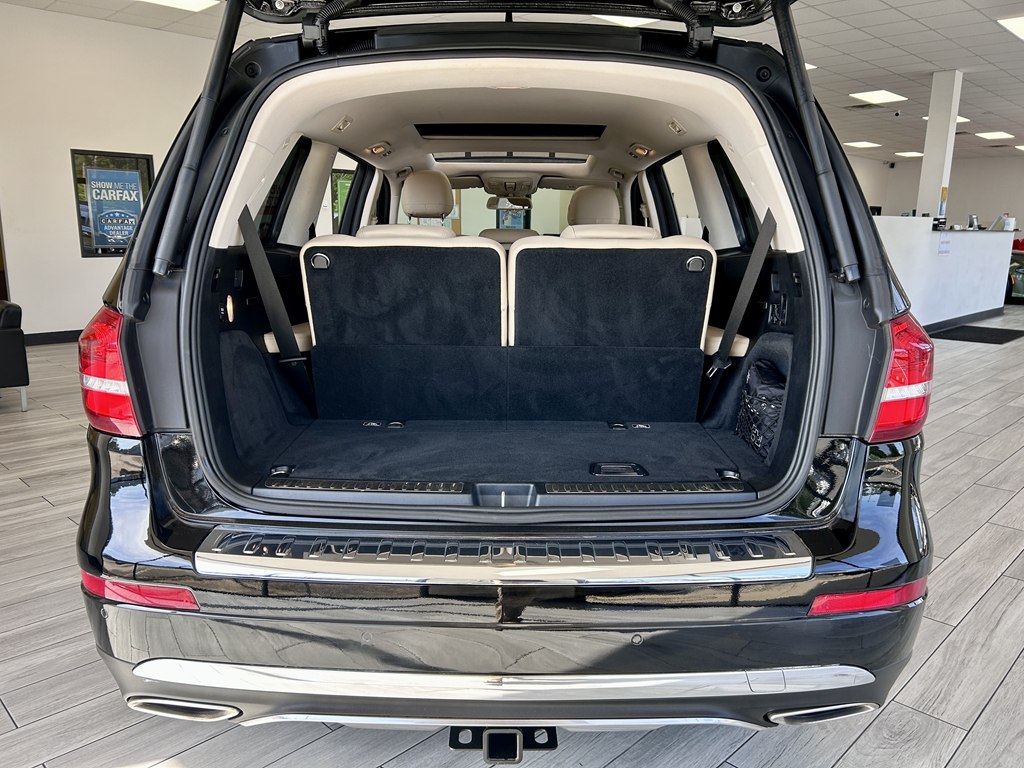 Photo 9 of this MERCEDES-BENZ GLS