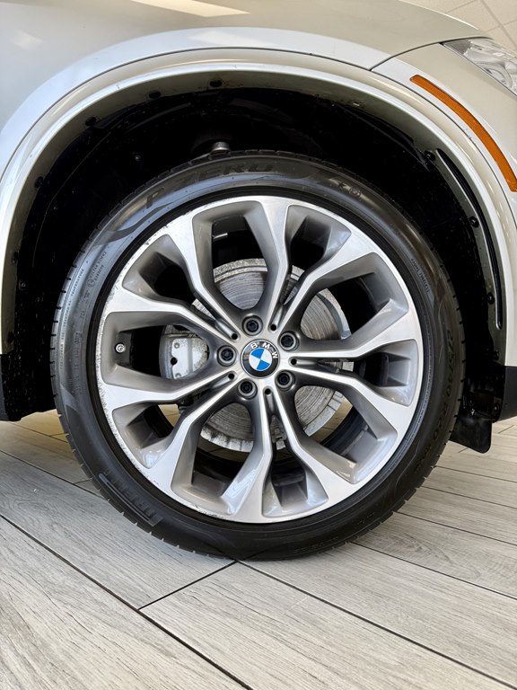 Photo 19 of this BMW X5