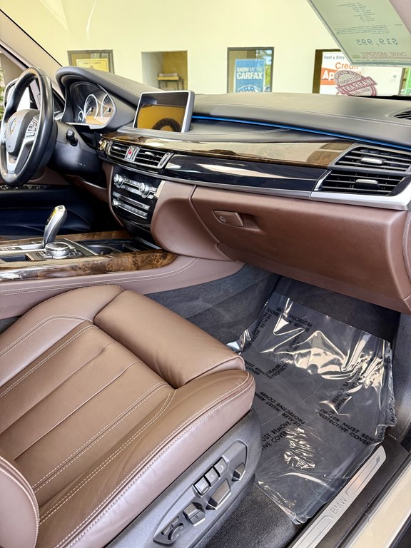 Photo 12 of this BMW X5