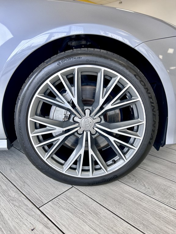Photo 19 of this AUDI A7