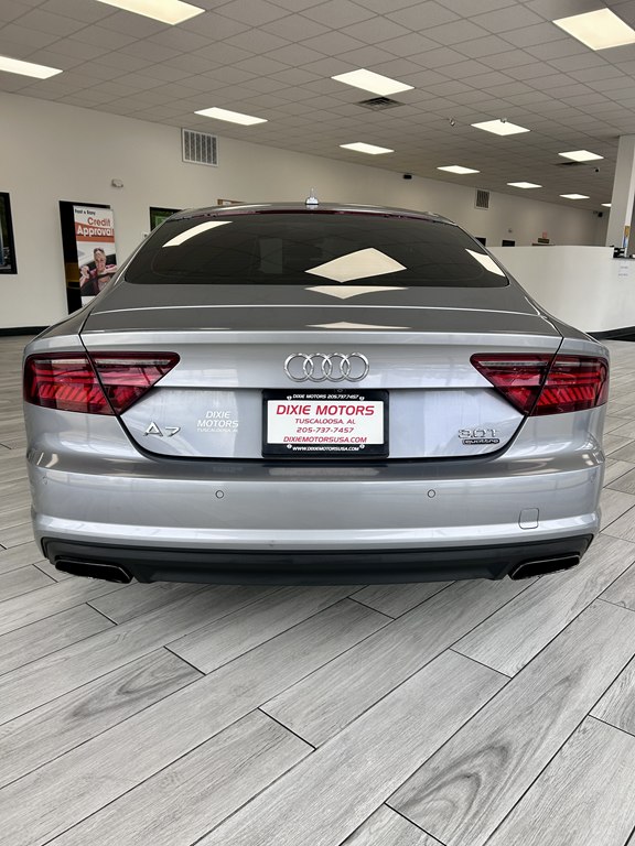 Photo 8 of this AUDI A7