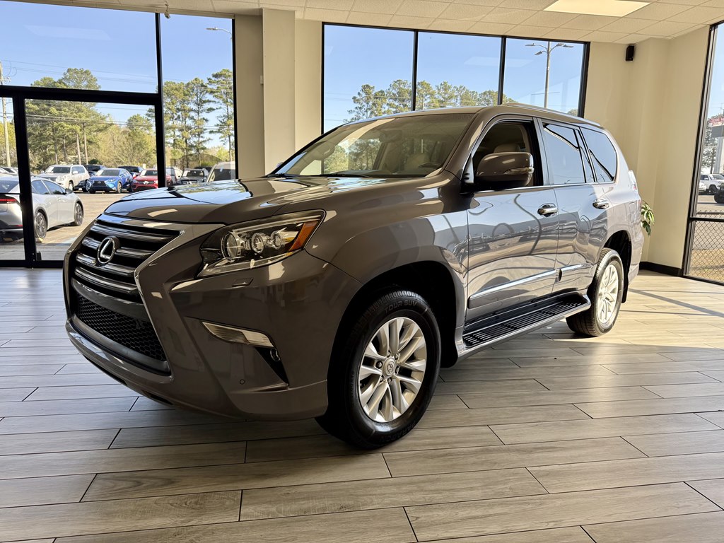 Photo 3 of this LEXUS GX