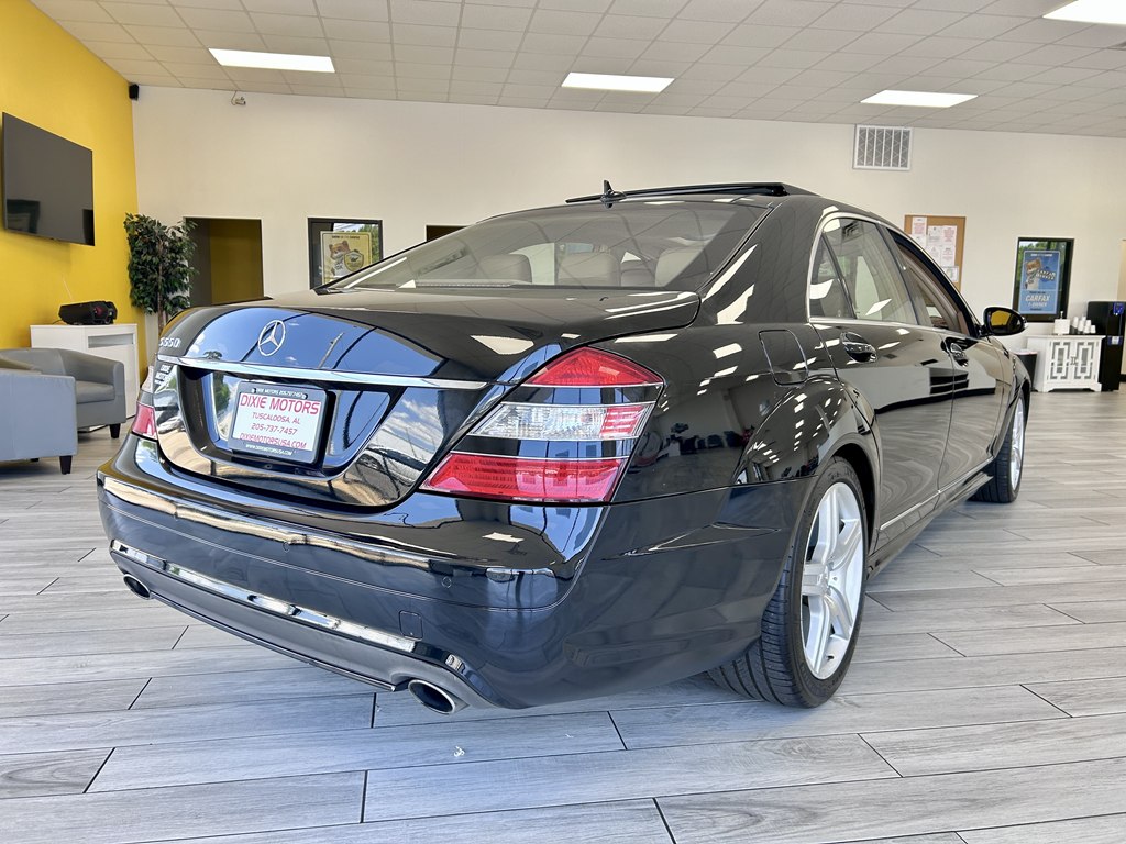 Photo 6 of this MERCEDES-BENZ S-CLASS