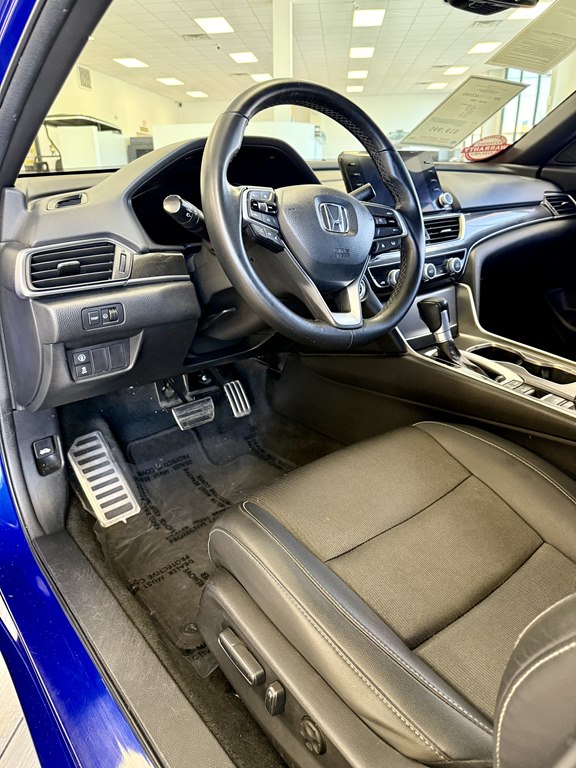 Photo 13 of this HONDA ACCORD