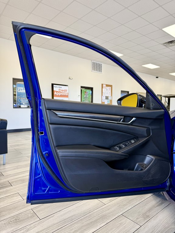 Photo 15 of this HONDA ACCORD