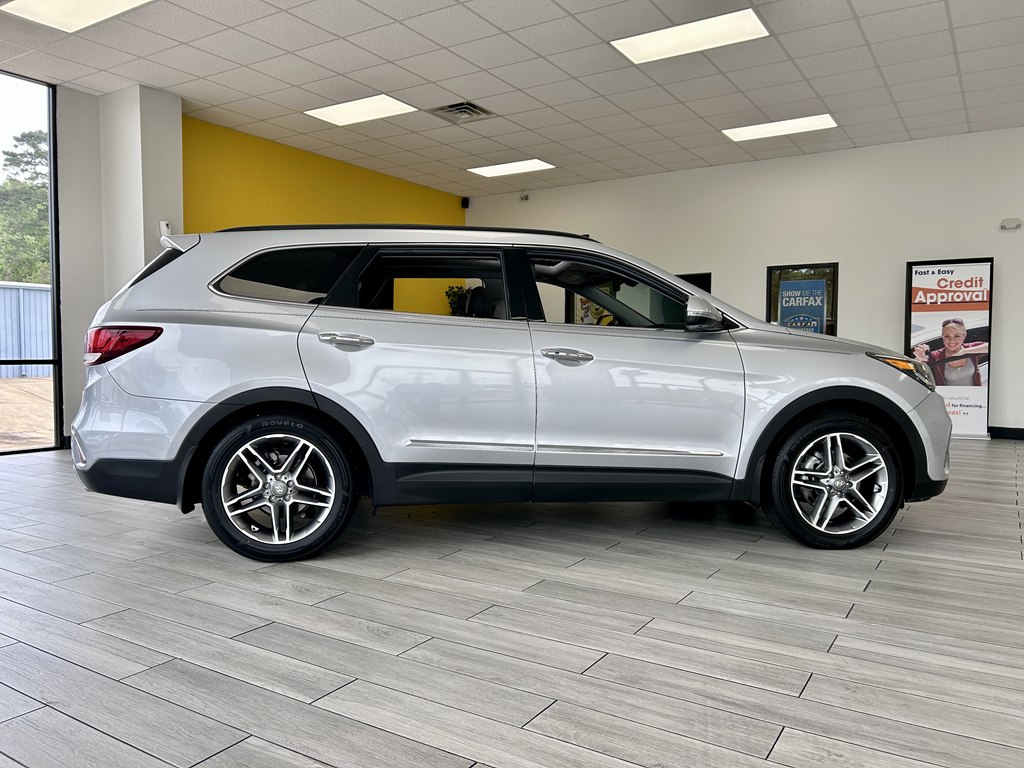 Photo 5 of this HYUNDAI SANTA FE