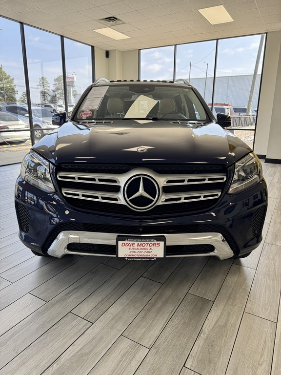 Photo 2 of this MERCEDES-BENZ GLS