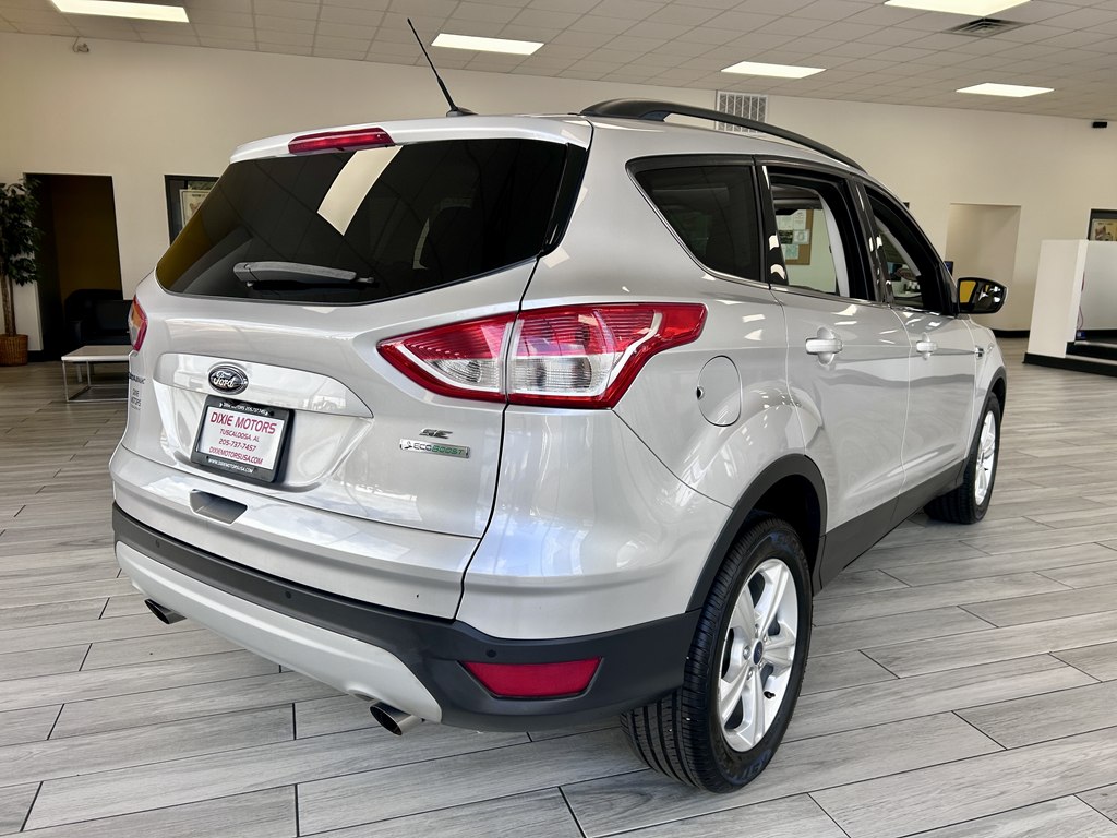 Photo 6 of this FORD ESCAPE
