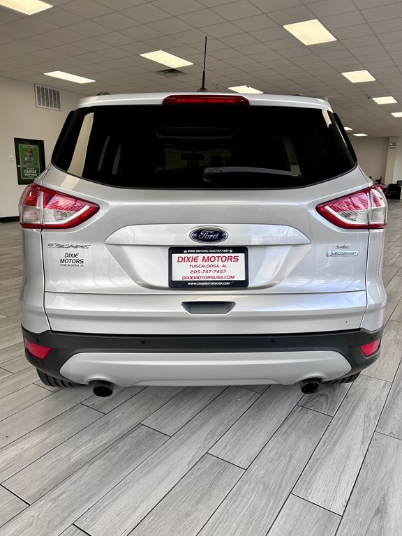 Photo 8 of this FORD ESCAPE