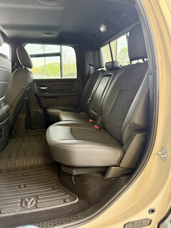 Photo 17 of this RAM 1500