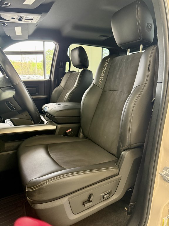 Photo 14 of this RAM 1500