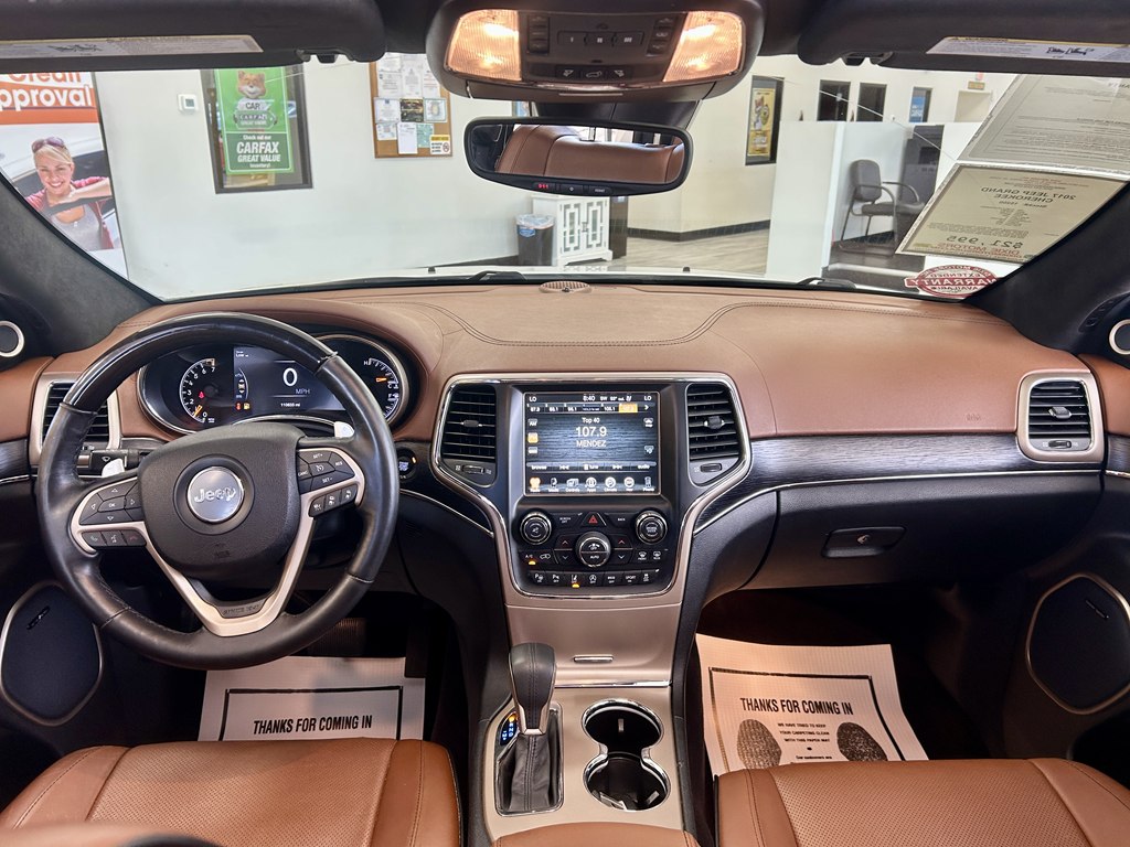 Photo 10 of this JEEP GRAND CHEROKEE