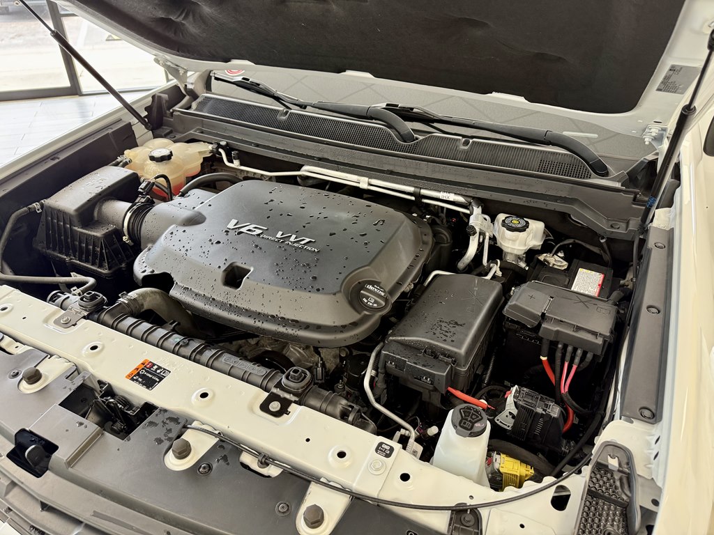 Photo 19 of this CHEVROLET COLORADO