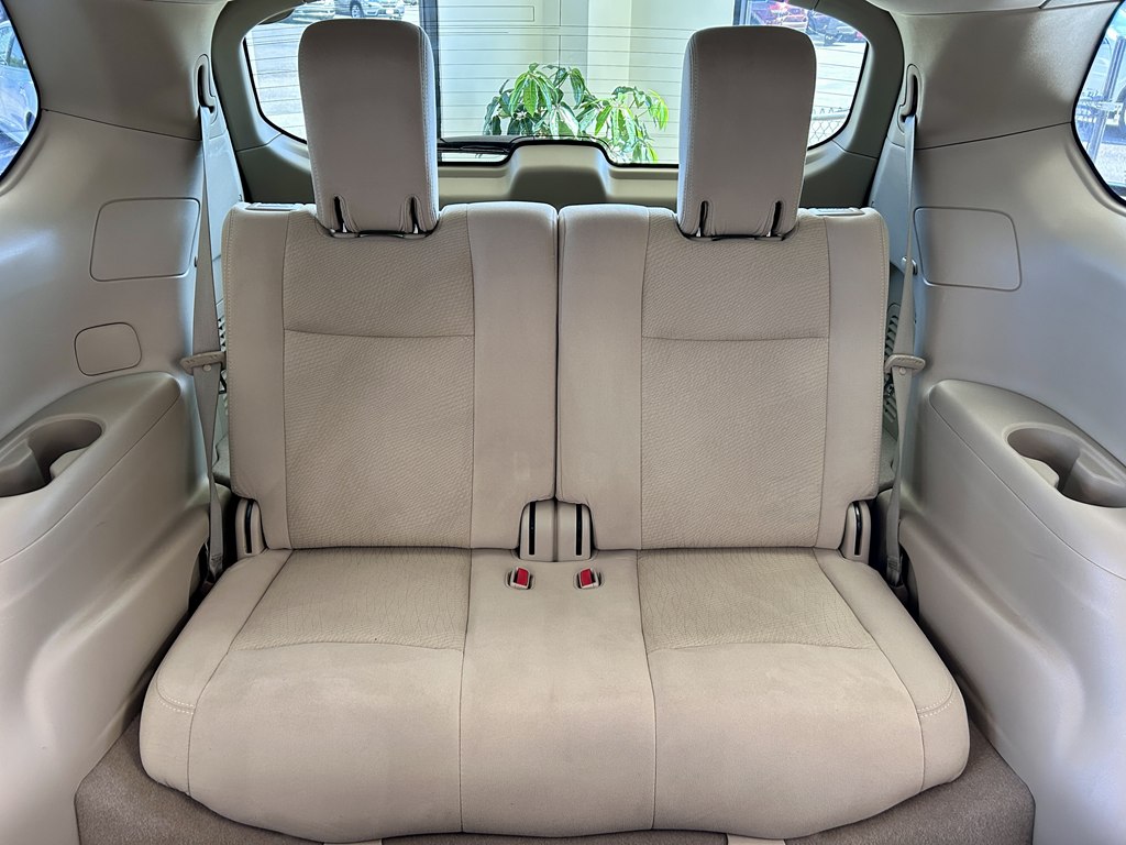 Photo 18 of this NISSAN PATHFINDER