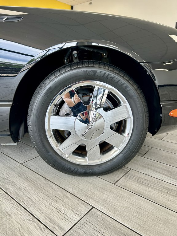 Photo 16 of this FORD THUNDERBIRD