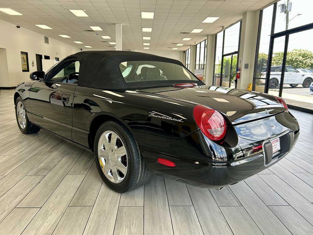 Photo 7 of this FORD THUNDERBIRD
