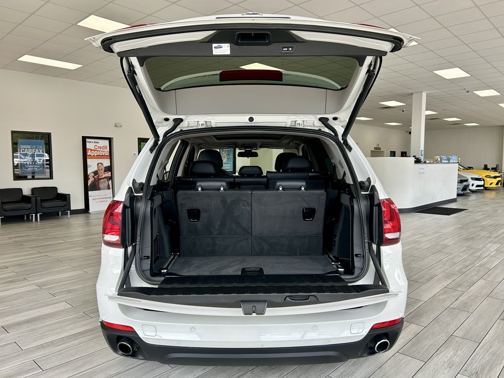 Photo 9 of this BMW X5