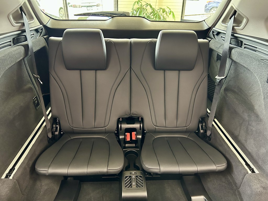 Photo 18 of this BMW X5