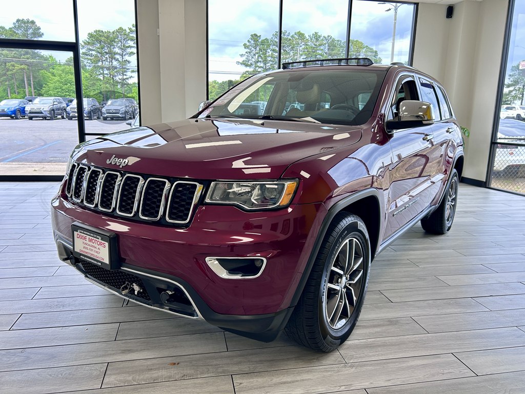 Photo 3 of this JEEP GRAND CHEROKEE