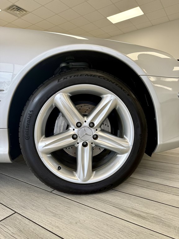 Photo 17 of this MERCEDES-BENZ SL
