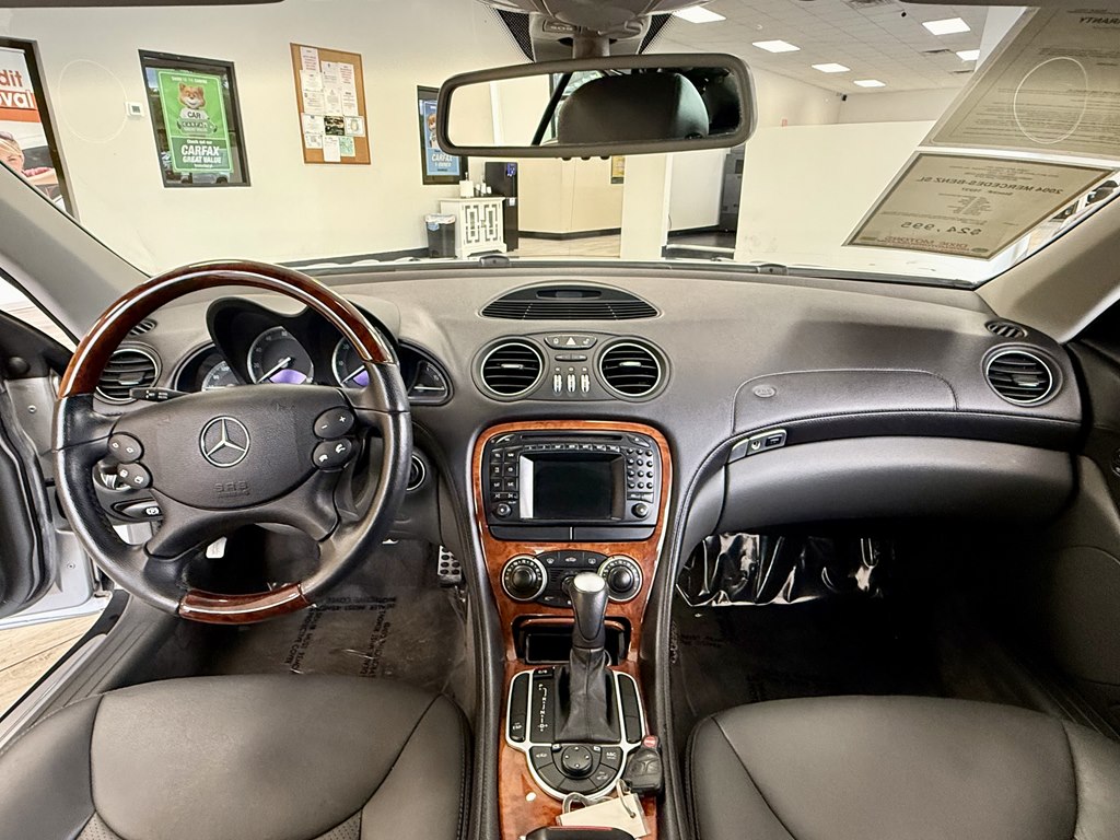 Photo 10 of this MERCEDES-BENZ SL