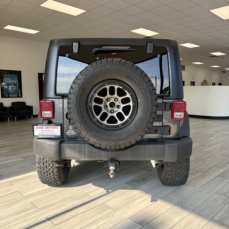 Photo 8 of this JEEP WRANGLER UNLIMI