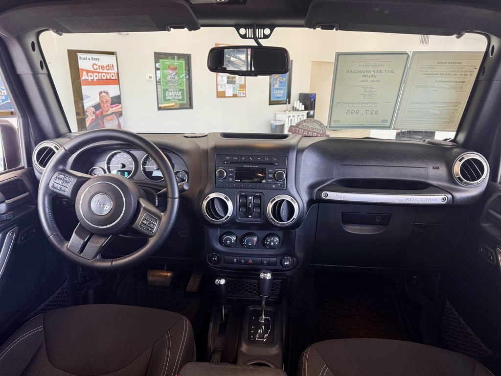 Photo 10 of this JEEP WRANGLER UNLIMI