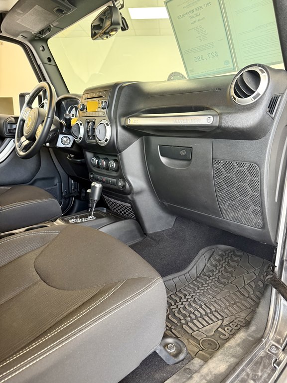 Photo 11 of this JEEP WRANGLER UNLIMI