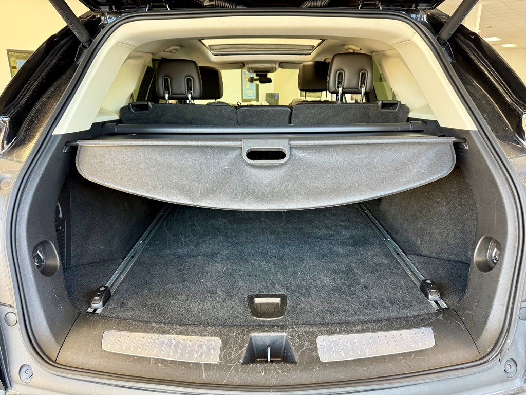 Photo 9 of this CADILLAC XT5