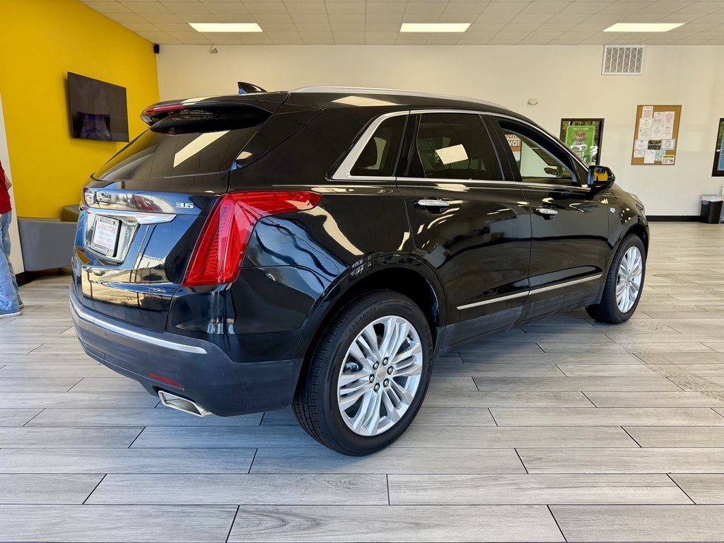 Photo 6 of this CADILLAC XT5